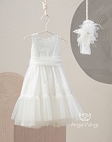 Ρομαντικό, ρετρό και πολύ κομψό φόρεμα σε off white χρώμα